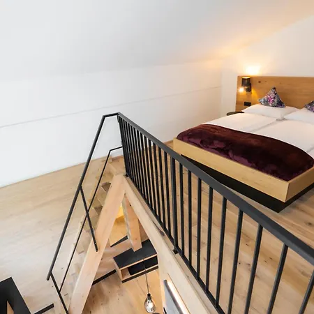 Villa-alpin Hotel *