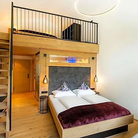 Otel Villa-alpin 4*